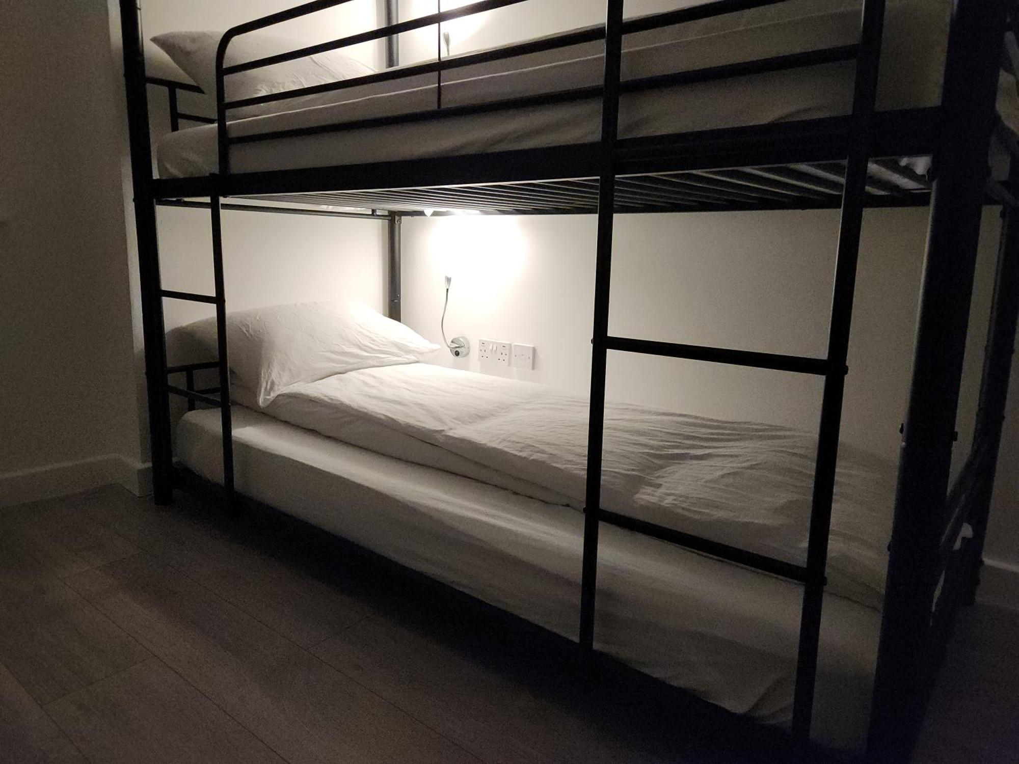 Just Sleep At Matrix Hostel — Photos 1